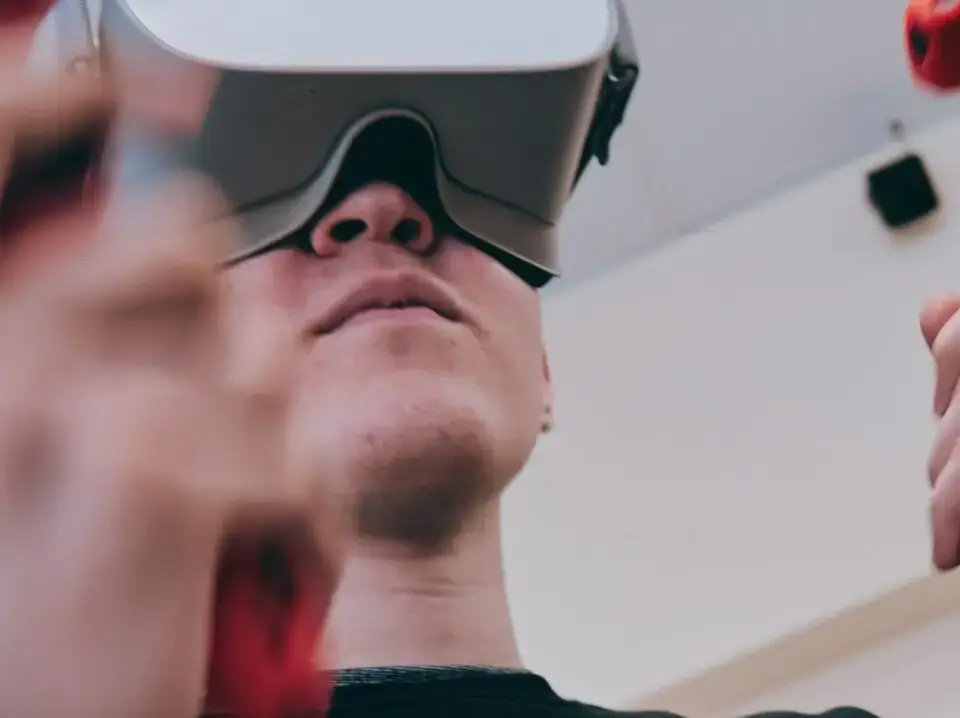 maxim-tolchinskiy-v3z79Wzs9kA-unsplash 1 maxim-tolchinskiy-v3z79Wzs9kA-unsplash 1